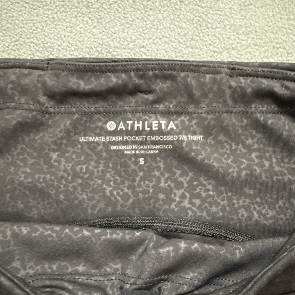 Athleta Tights Womens Small Black Ultimate Stash Pocket Embossed 7/8 Yoga Active - Picture 3 of 12